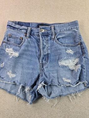 Aeropostale 90s High Rise Cut-Off Denim Shorts Distressed Size 2
